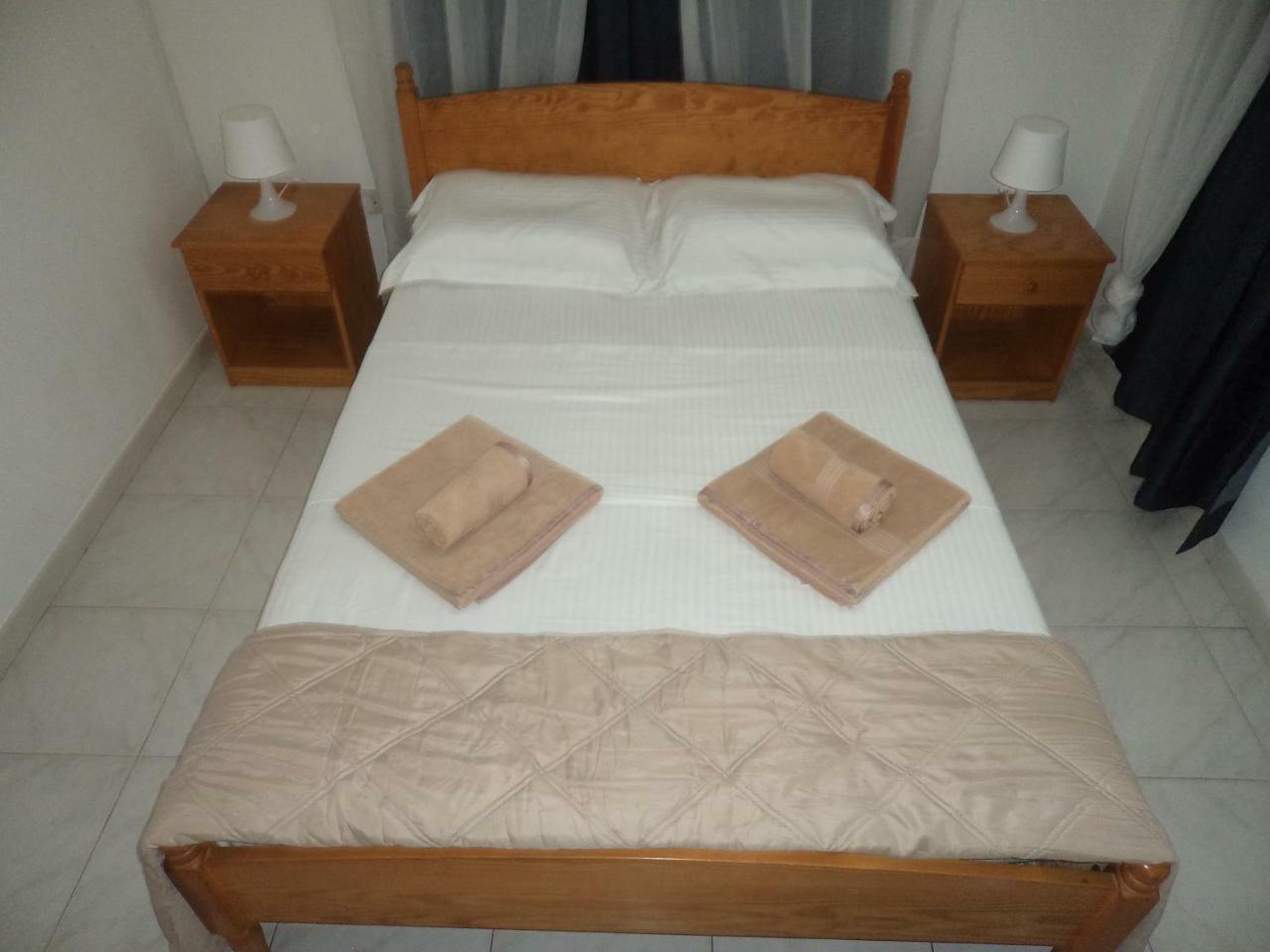 Hôtel Welcome House à Larnaca Extérieur photo