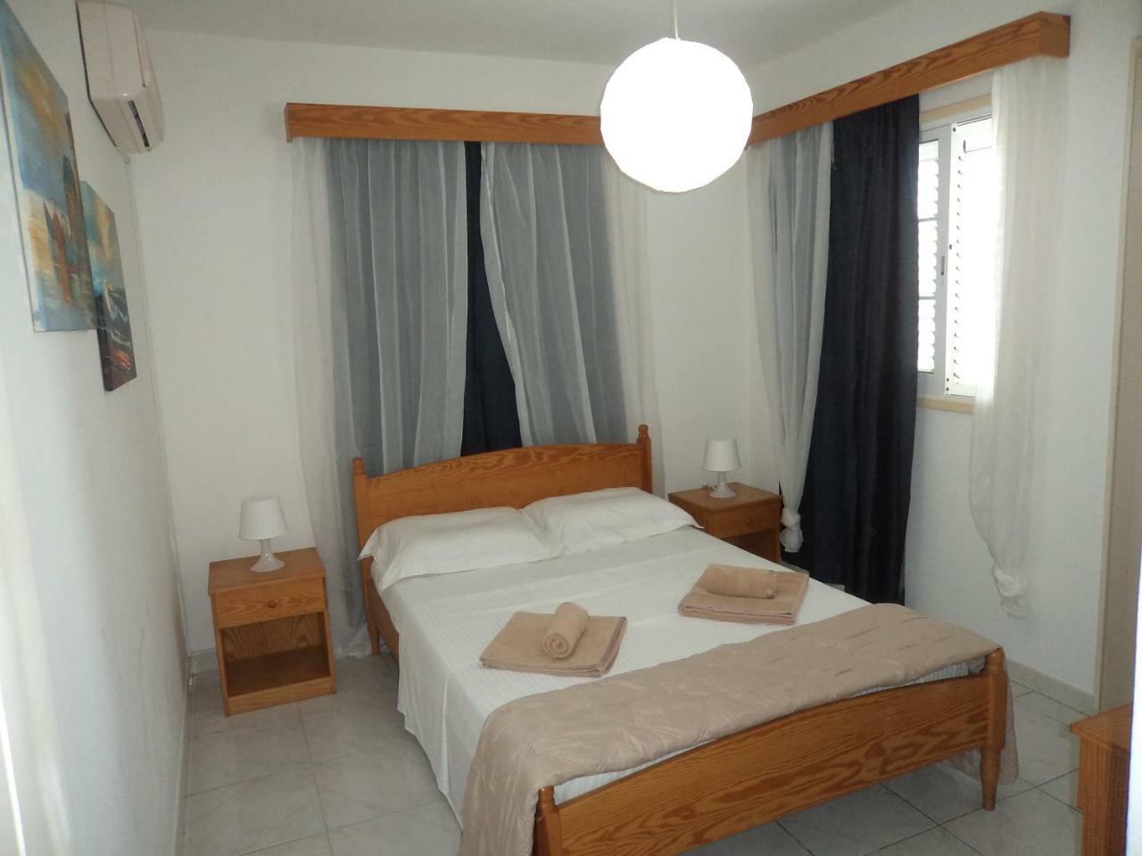 Hôtel Welcome House à Larnaca Extérieur photo