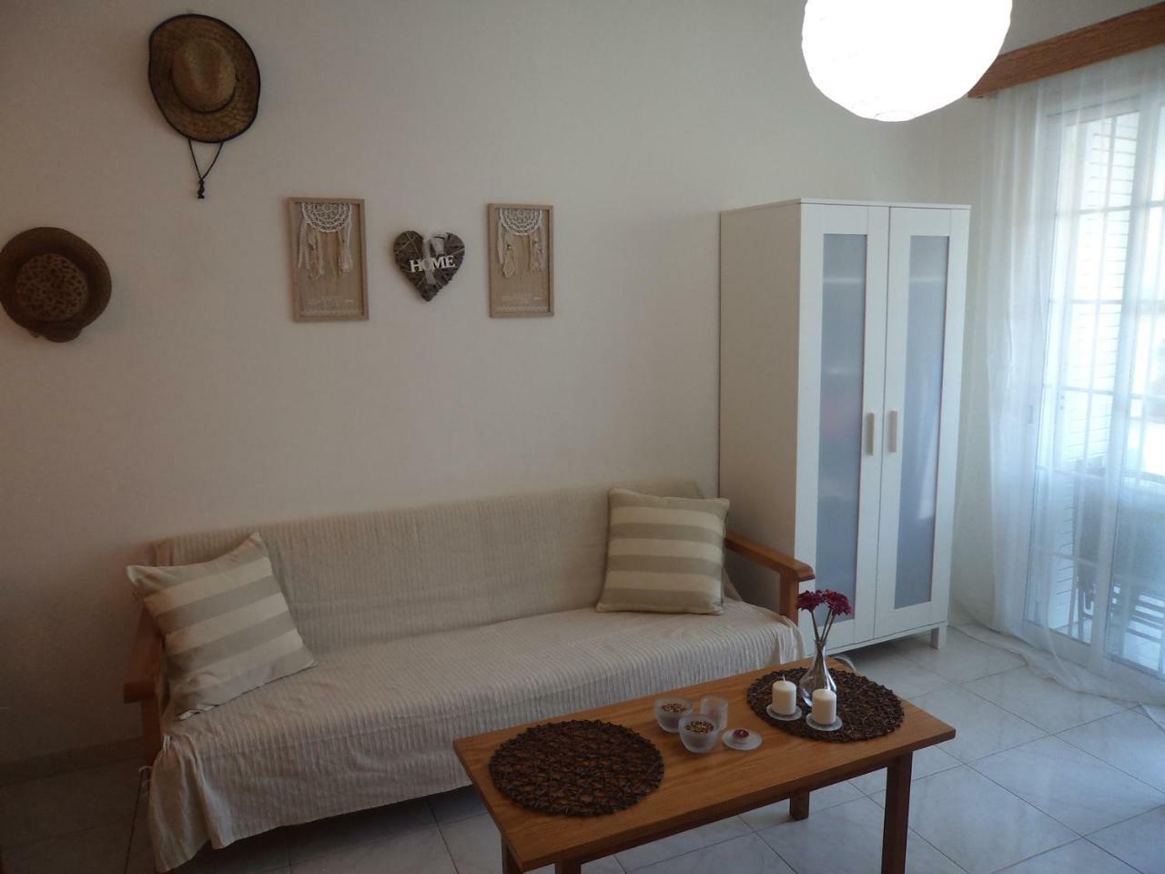 Hôtel Welcome House à Larnaca Extérieur photo